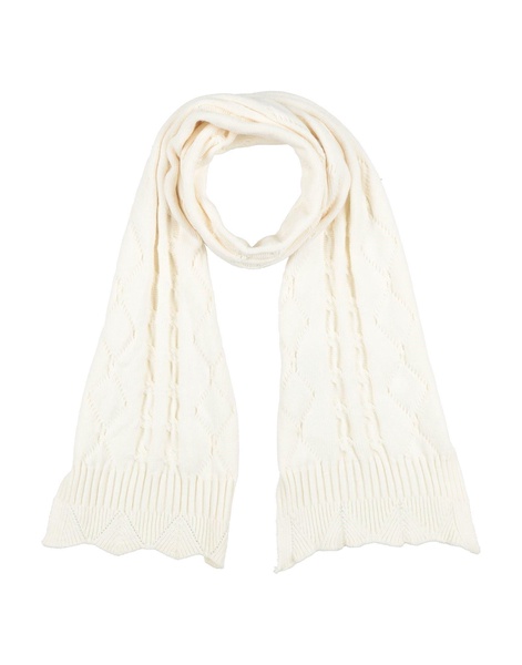 Scarves and foulards
