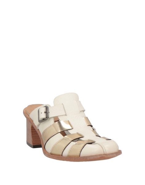 Mules and clogs