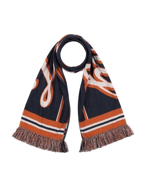 Scarves and foulards