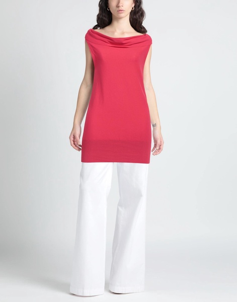 Sleeveless sweater