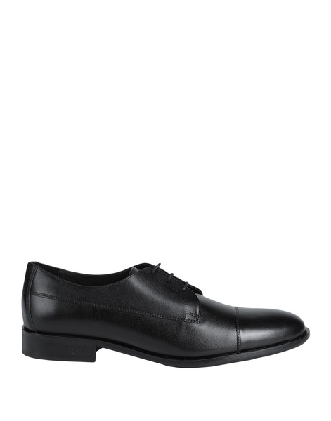 Laced shoes