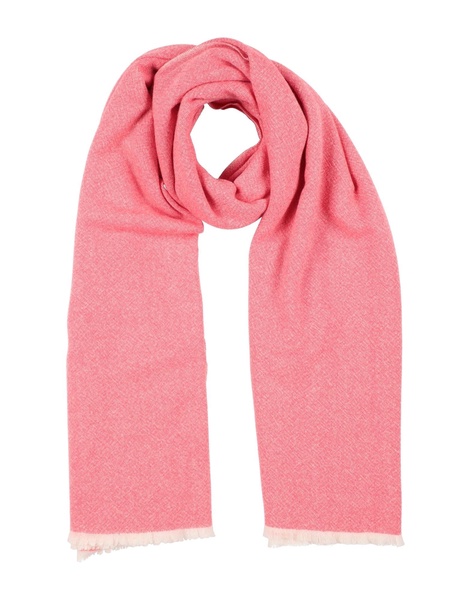 Scarves and foulards