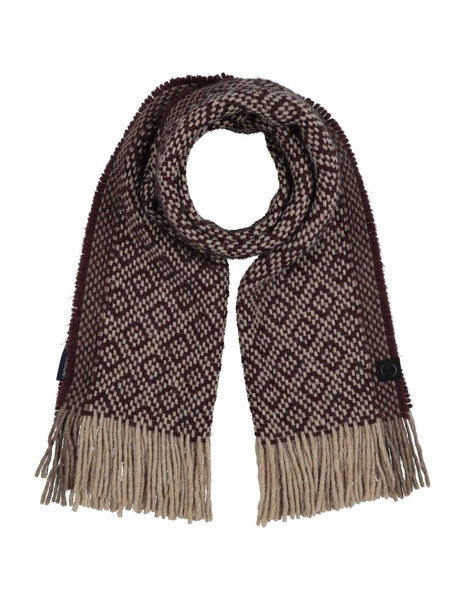 Scarves and foulards