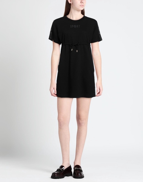 Short dress