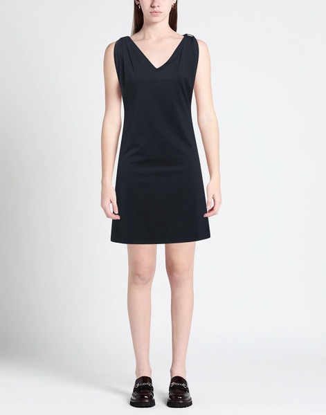 Short dress