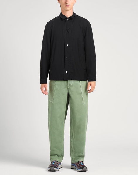 Solid color shirt