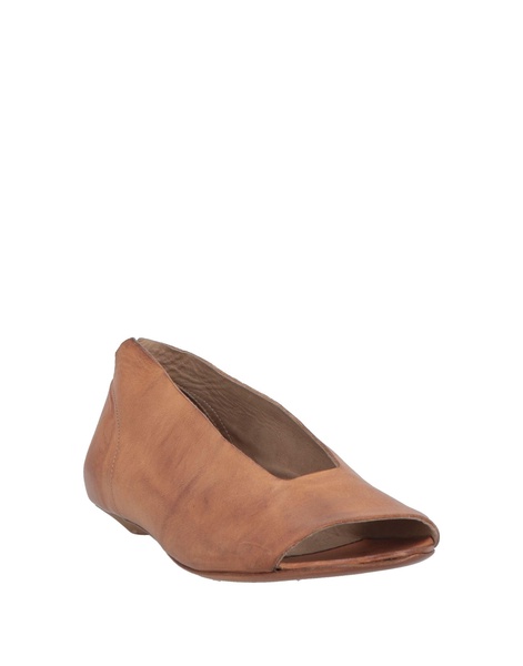Ballet flats