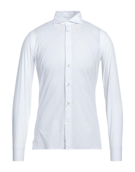 Solid color shirt