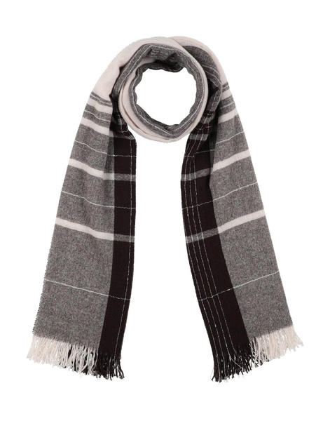 Scarves and foulards