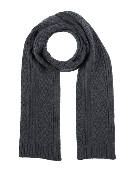 Scarves and foulards