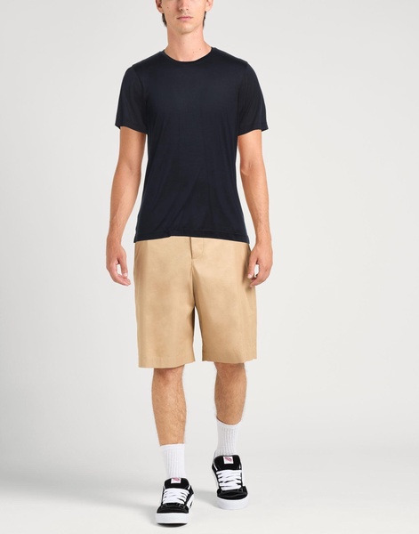 Basic T-shirt