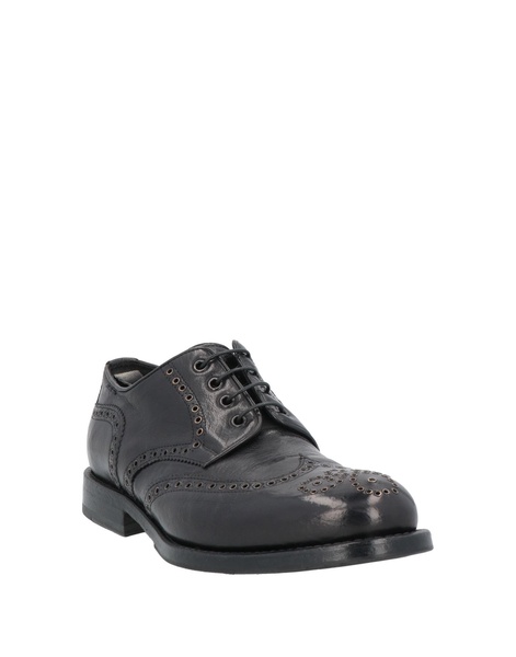 Laced shoes