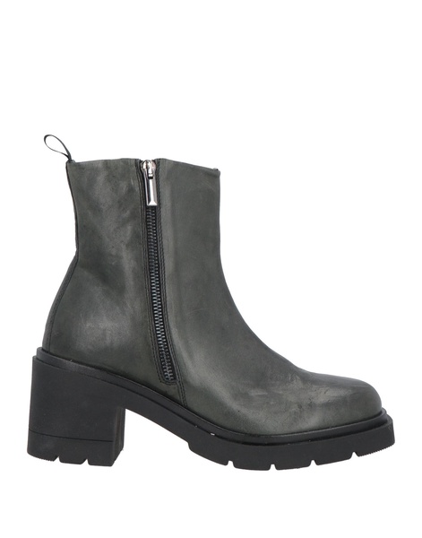 Ankle boot