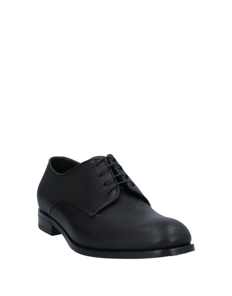 Laced shoes