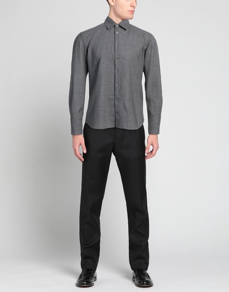 Solid color shirt