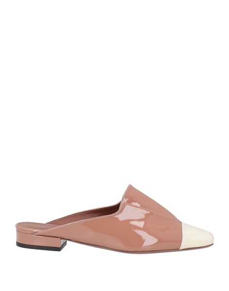 Mules and clogs