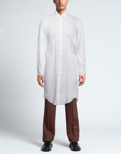 Solid color shirt