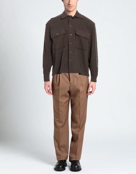 Solid color shirt