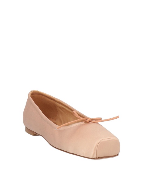 Ballet flats