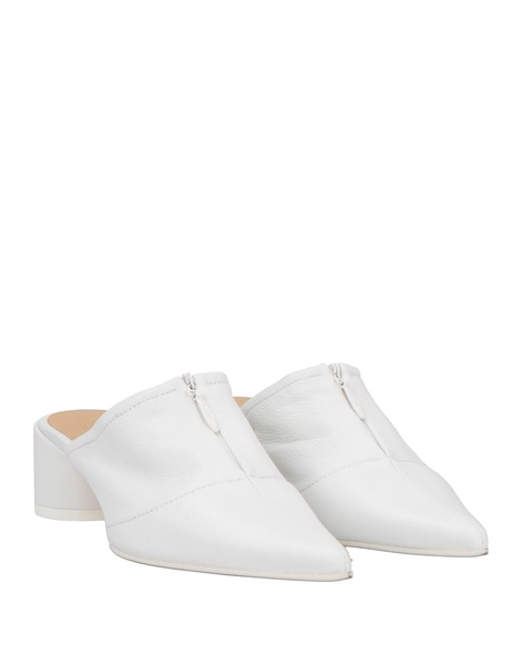 Mules and clogs