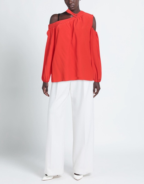 Off-the-shoulder top