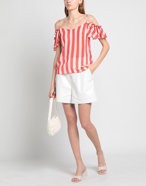 Off-the-shoulder top