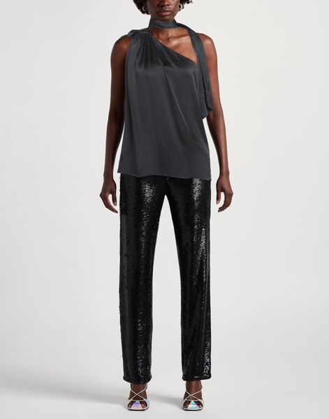 One-shoulder top