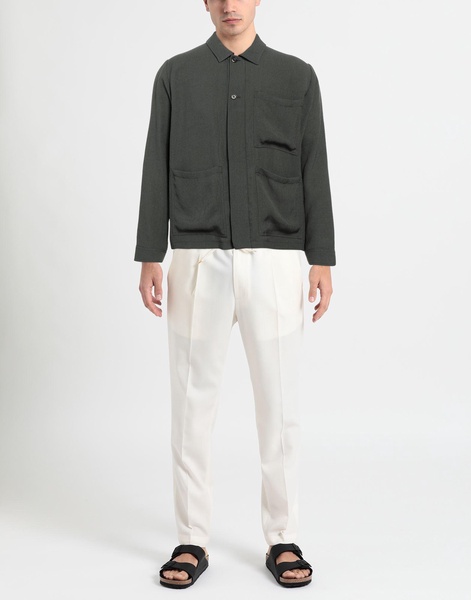 Solid color shirt