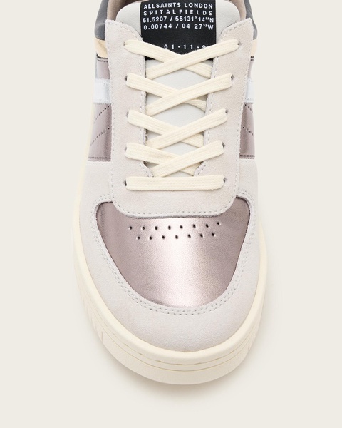 Vix Low Top Round Toe Suede Sneakers