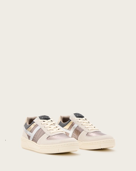 Vix Low Top Round Toe Suede Sneakers
