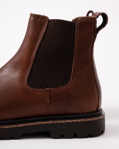 women's highwood slip on boot in chocolate