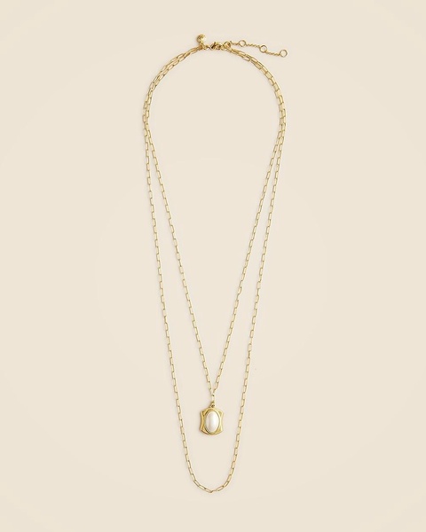 Layered pearl pendant necklace