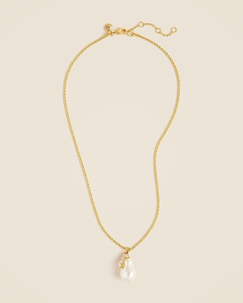 Pearl and crystal pendant necklace