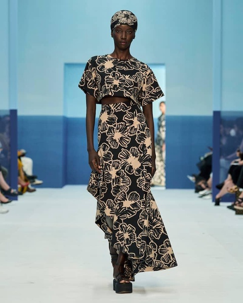 Asymmetric printed maxi skirt