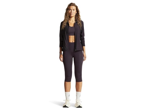 Adv Essence Capri Tights 2