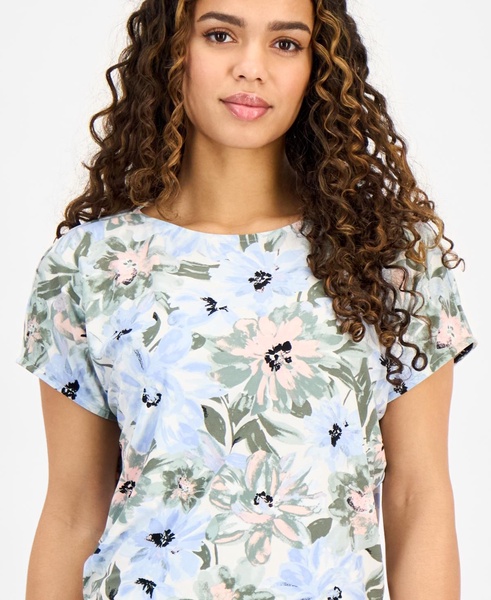 Petite Short-Sleeve Scoop-Neck Floral Top