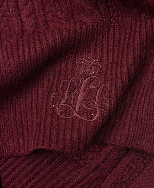 Cable Scarf with Direct Embroidery and Stones