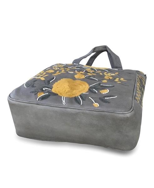 Women's Flora Soul Hand-Embroidery Tote Bag