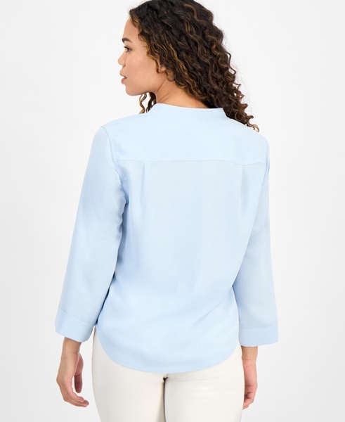 Women's Collared V-Neck Utility Blouse