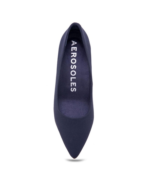 Women's Ludlow Closed Toe Kitten Heel