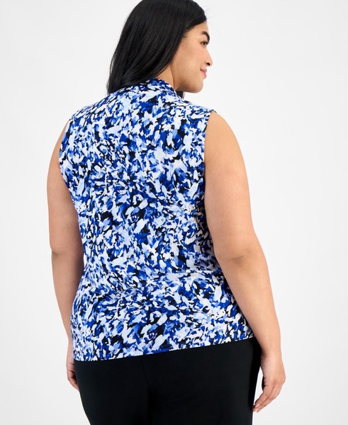 Plus Size Sleeveless Pleated V-Neck Blouse