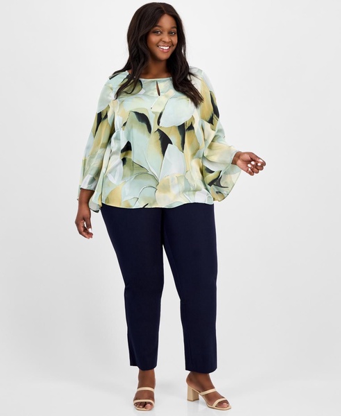 Plus Size Printed Keyhole Blouse