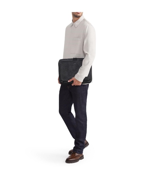 Men's Nassau SLG Laptop Portfolio