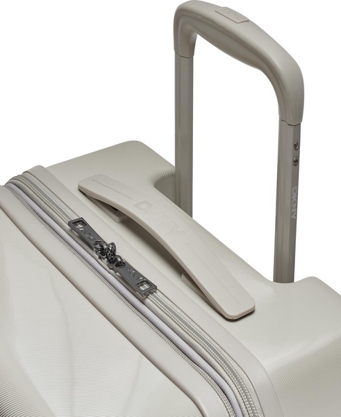 Clean Cut 20" Upright Luggage