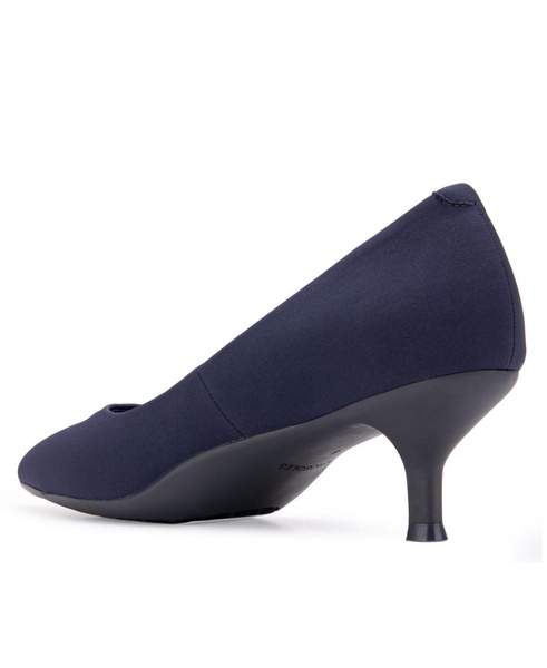 Women's Ludlow Closed Toe Kitten Heel
