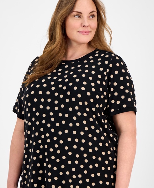 Plus Size Dot-Print Button-Back Top