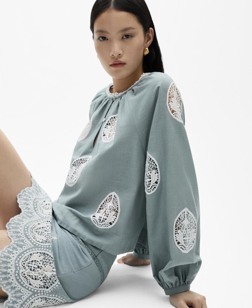 Women's Embroidered Details Blouse