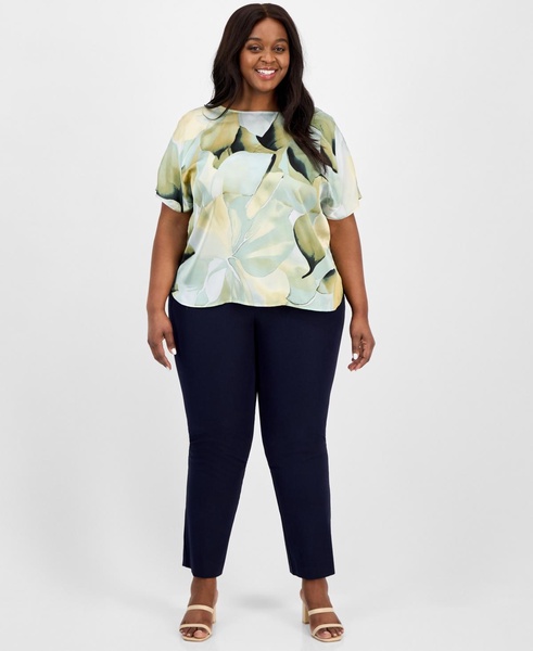 Plus Size Printed Bateau-Neck Short-Sleeve Blouse