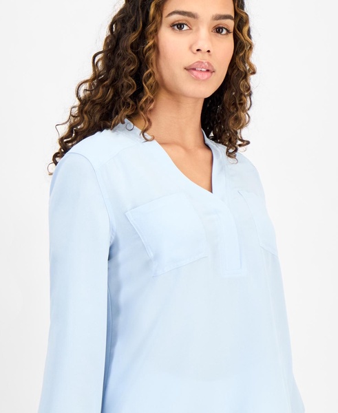 Women's Collared V-Neck Utility Blouse