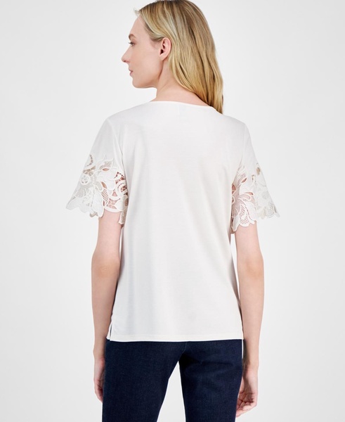 Women's Harmony Open-Floral Crewneck Top